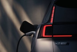 一周新车盘点 | 沃尔沃发布XC70混动车 比亚迪新增海狮07