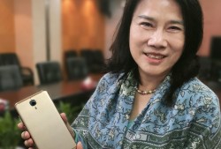 董明珠直播中批评员工，现场气氛低沉，嘉宾在中间打圆场