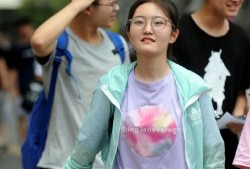 走出考场，I人考生与E人考生的反差