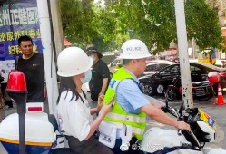 考生午休睡过头，骑警火速送考—一次紧急的赴考之旅