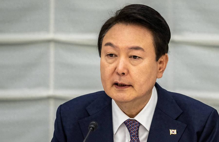 韩国大选后尹锡悦首次出庭面对选举结果提问保持沉默